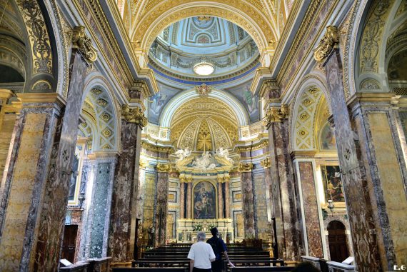 Chiesa-di-Sant'Antonio-in-Campo-Marzio