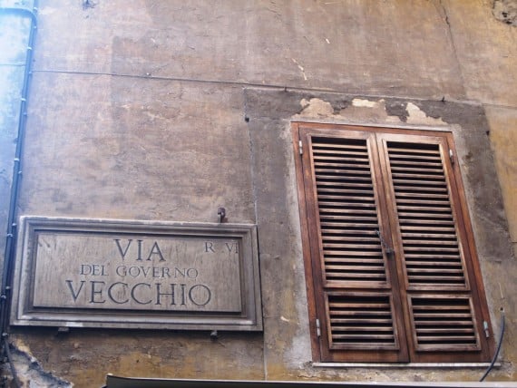 Via del Governo Vecchio