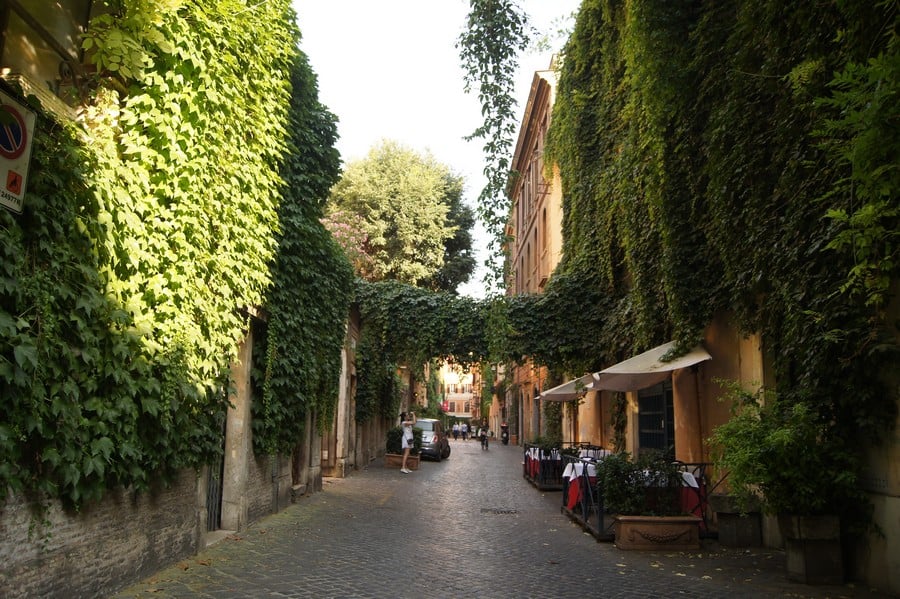 Streets of Rome: Via Margutta