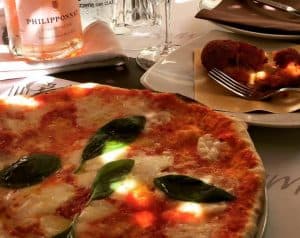 Dining Al Fresco In Rome