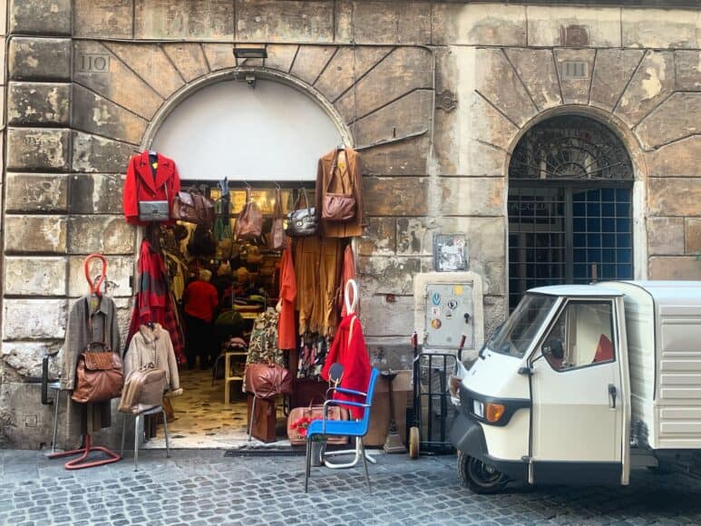 Vintage Shops & Thrift Stores in Rome, Italy - Romeing