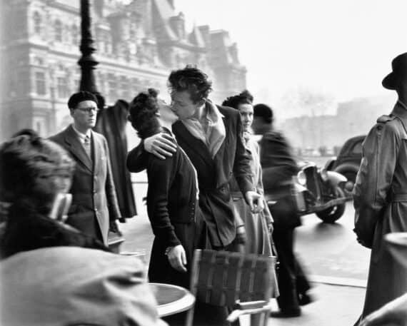 Robert Doisneau’s Photography Reveals Wonder and Disorder at the Ara Pacis Museum